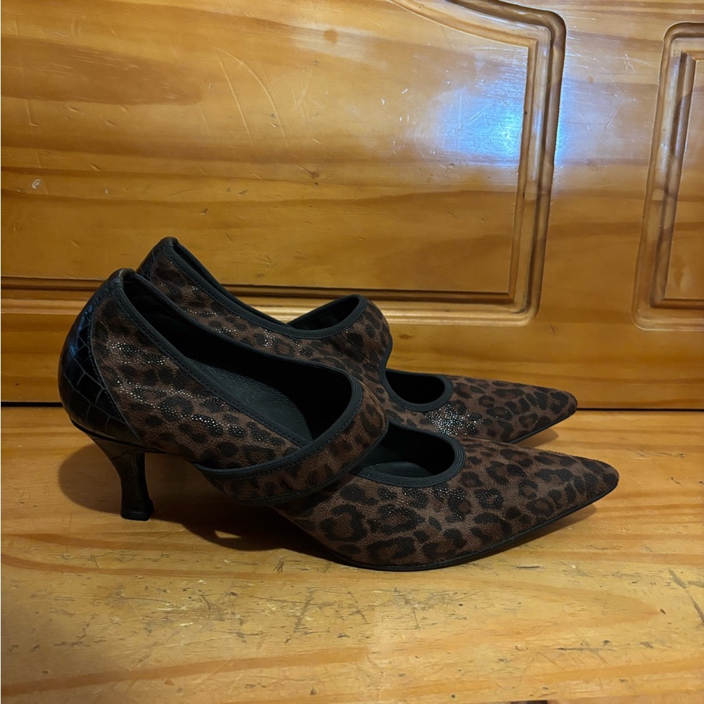 Donald J. Pliner Couture Edna cheetah suede pointed heels